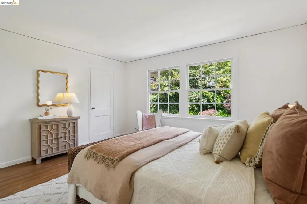 312 Saint James Drive Piedmont, CA 94611