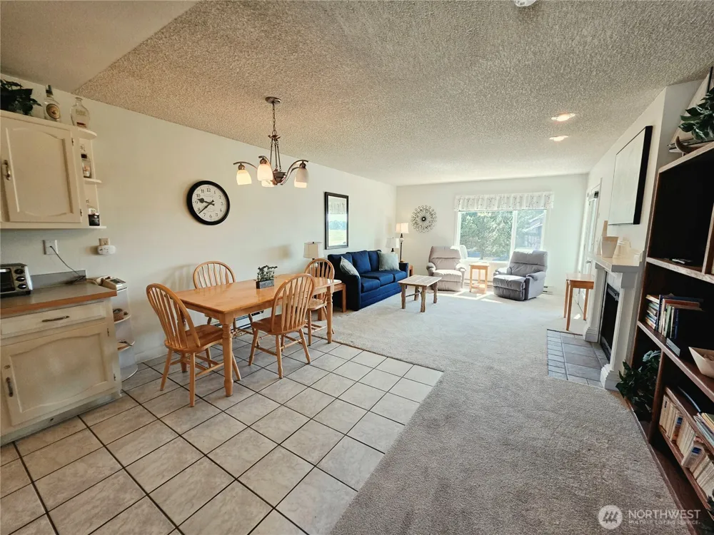 2210 26th Street NW #422 Long Beach, WA 98631