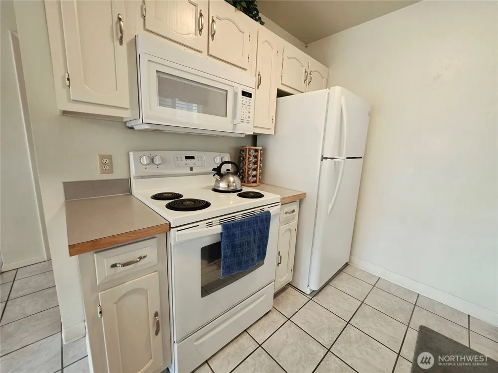 2210 26th Street NW #422 Long Beach, WA 98631