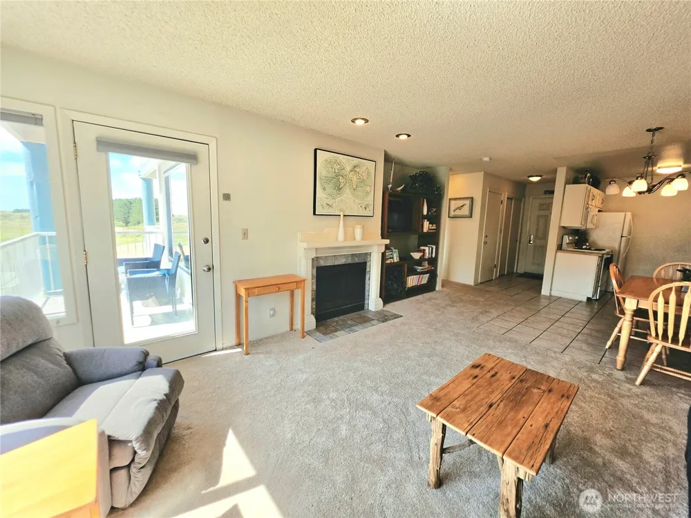 2210 26th Street NW #422 Long Beach, WA 98631