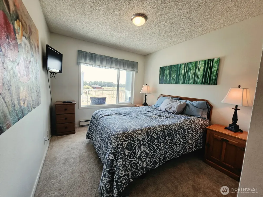 2210 26th Street NW #422 Long Beach, WA 98631