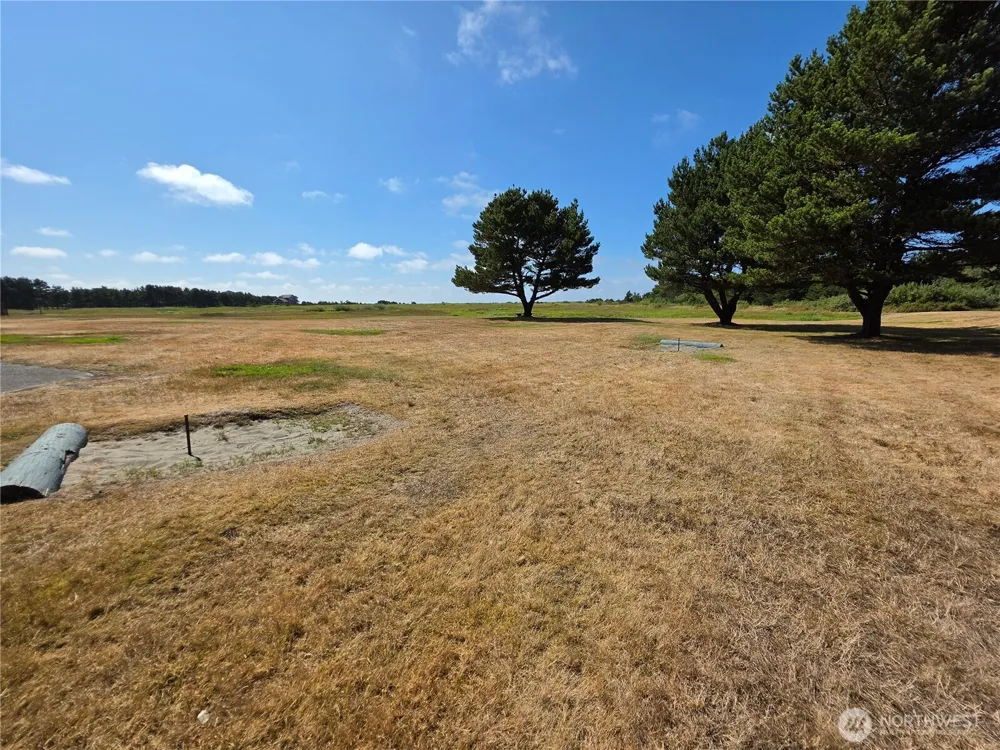 2210 26th Street NW #422 Long Beach, WA 98631