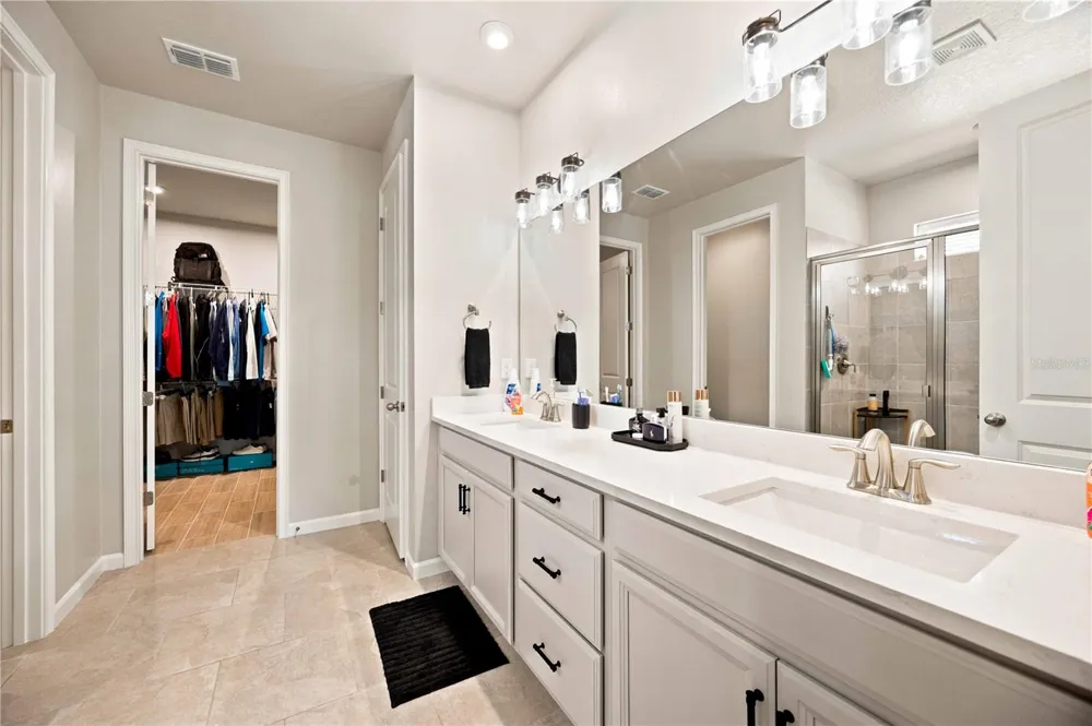20520 BANDERA PLACE Venice, FL 34293