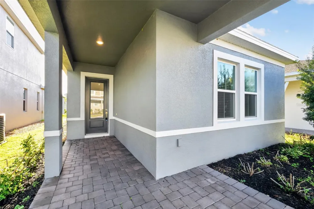 816 MIDDLETON STREET Debary, FL 32713