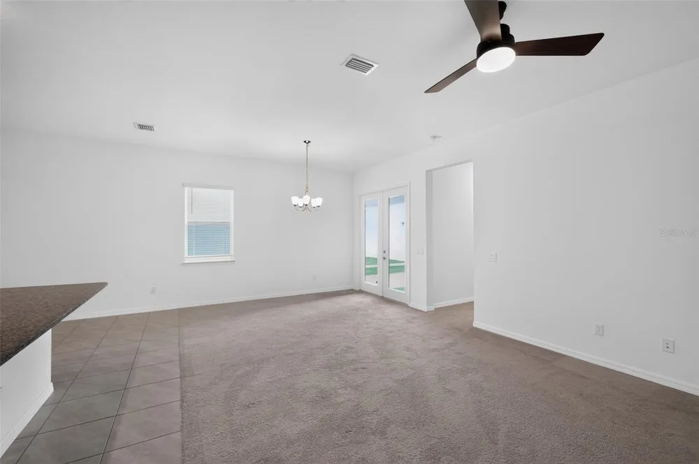 816 MIDDLETON STREET Debary, FL 32713