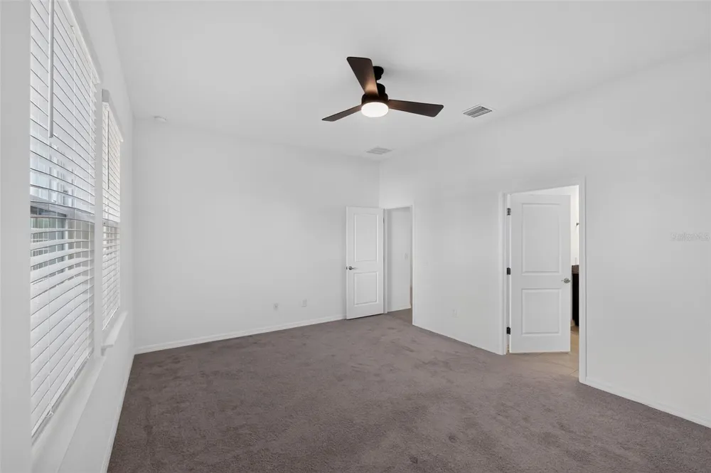 816 MIDDLETON STREET Debary, FL 32713