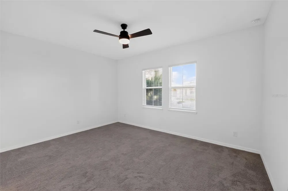 816 MIDDLETON STREET Debary, FL 32713