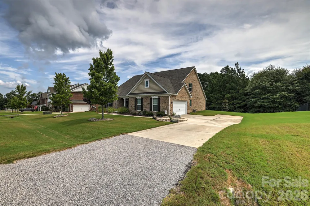 2084 Fuera Road York, SC 29745