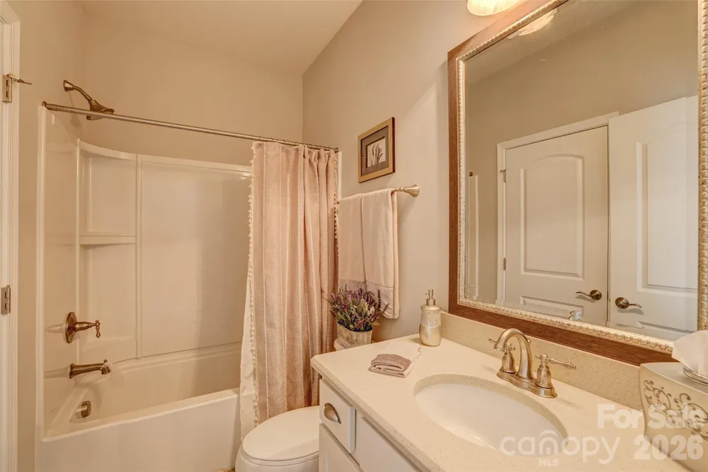 2084 Fuera Road York, SC 29745