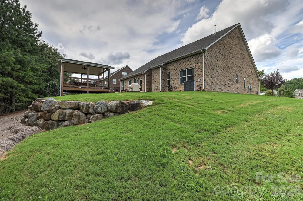 2084 Fuera Road York, SC 29745