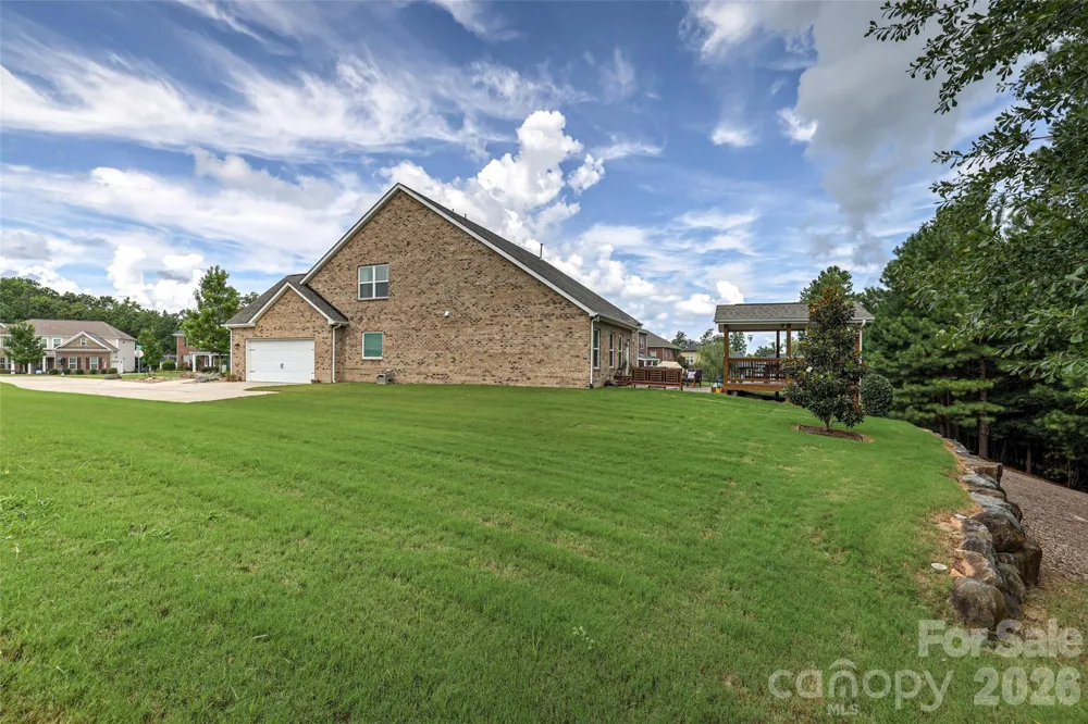 2084 Fuera Road York, SC 29745