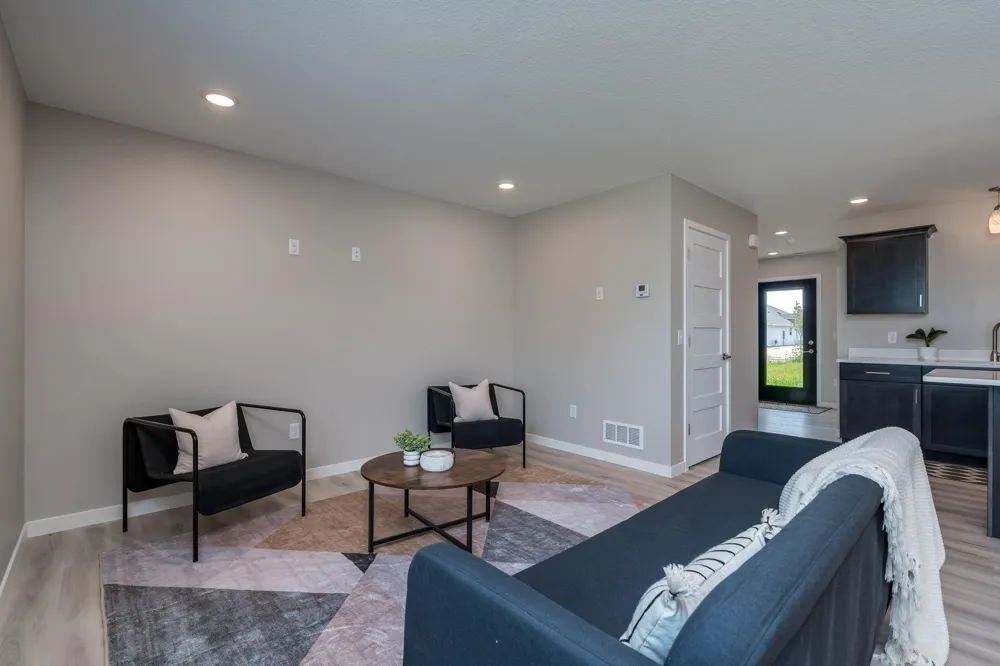 3121 Scotch Lane Mankato, MN 56001