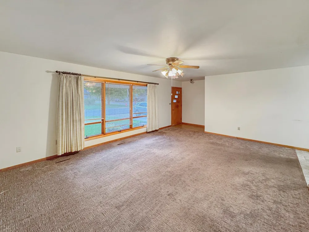 314 Maple Street Ellsworth, MN 56129