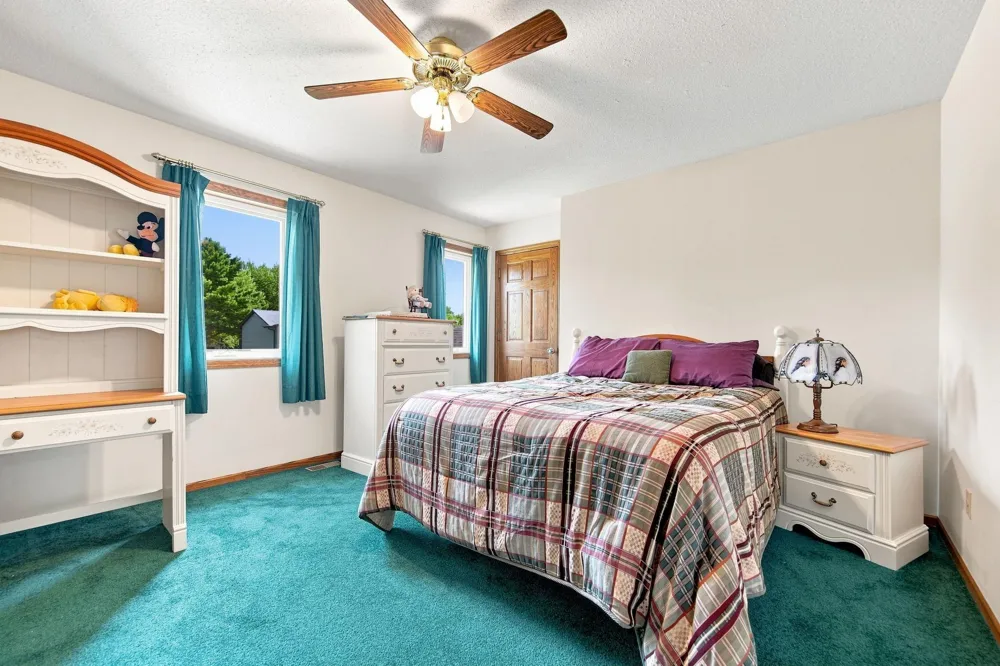 3017 Standridge Place Maplewood, MN 55109