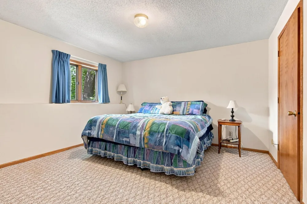 3017 Standridge Place Maplewood, MN 55109