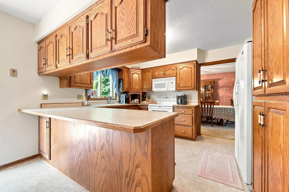3017 Standridge Place Maplewood, MN 55109