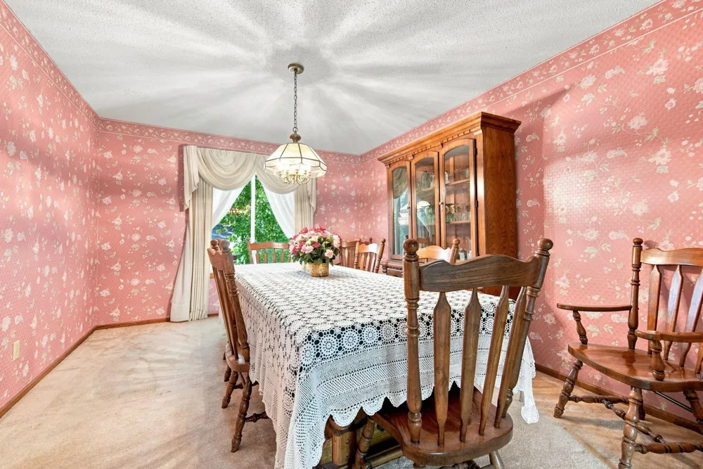 3017 Standridge Place Maplewood, MN 55109