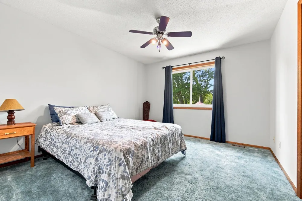 3017 Standridge Place Maplewood, MN 55109