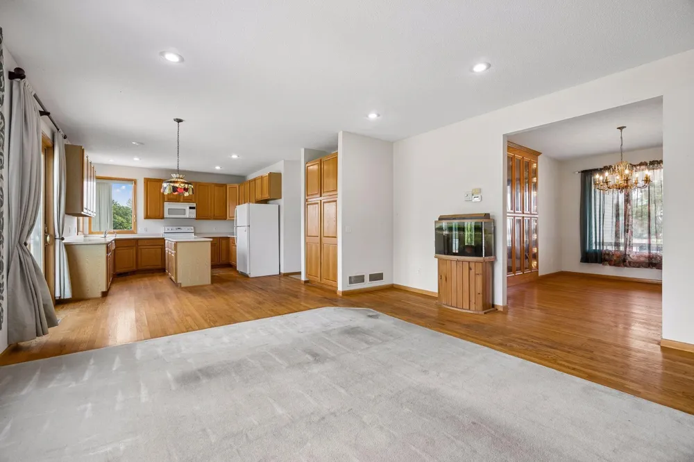 16465 County Road 53 Cologne, MN 55322