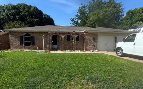 606 Pepperidge Court