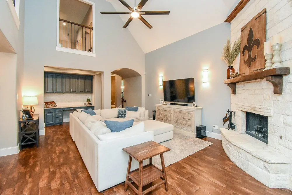 143 Kaden Creek Place Montgomery, TX 77316