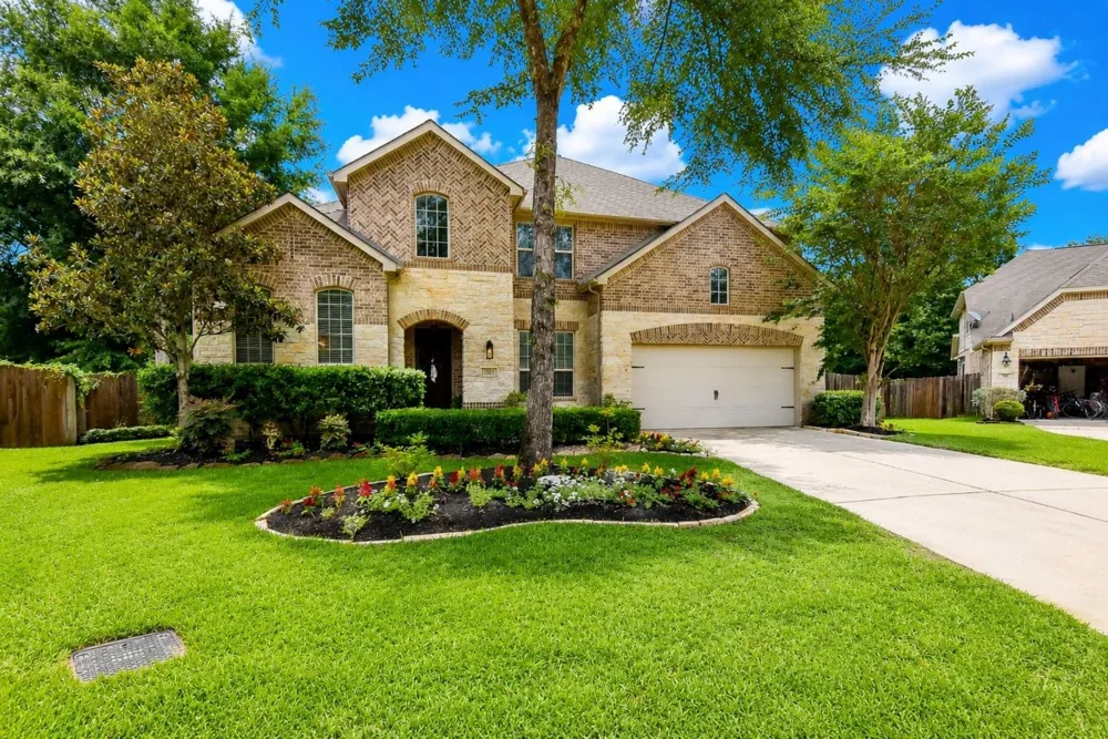 143 Kaden Creek Place Montgomery, TX 77316