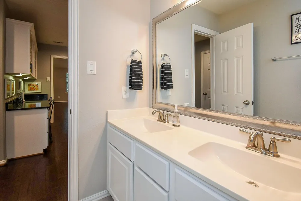 143 Kaden Creek Place Montgomery, TX 77316