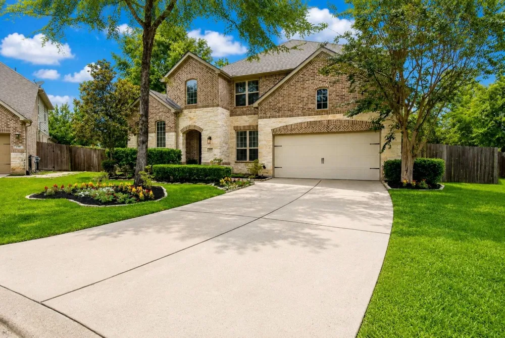 143 Kaden Creek Place Montgomery, TX 77316