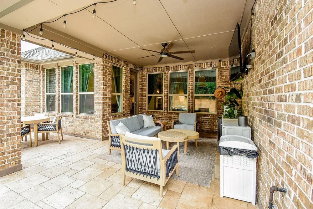 143 Kaden Creek Place Montgomery, TX 77316