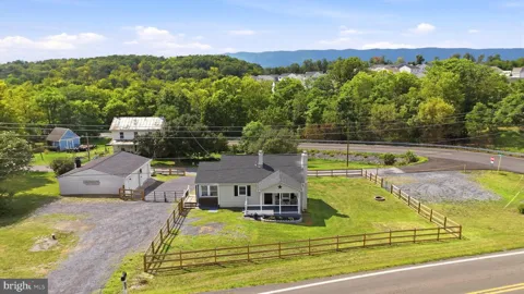 1131 JOHN MARSHALL HIGHWAY