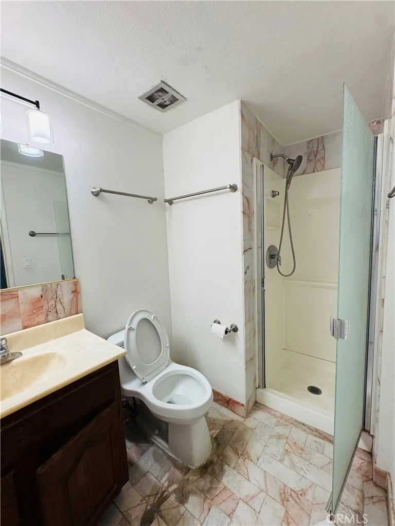 19302 Teresa Cerritos, CA 90703