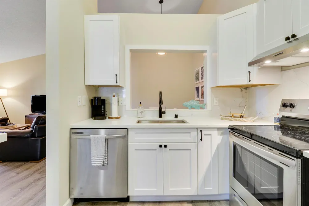 6414 CHASEWOOD DRIVE #F Jupiter, FL 33458
