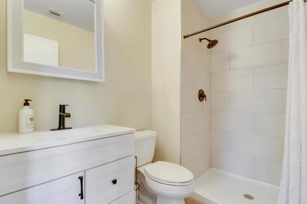 6414 CHASEWOOD DRIVE #F Jupiter, FL 33458