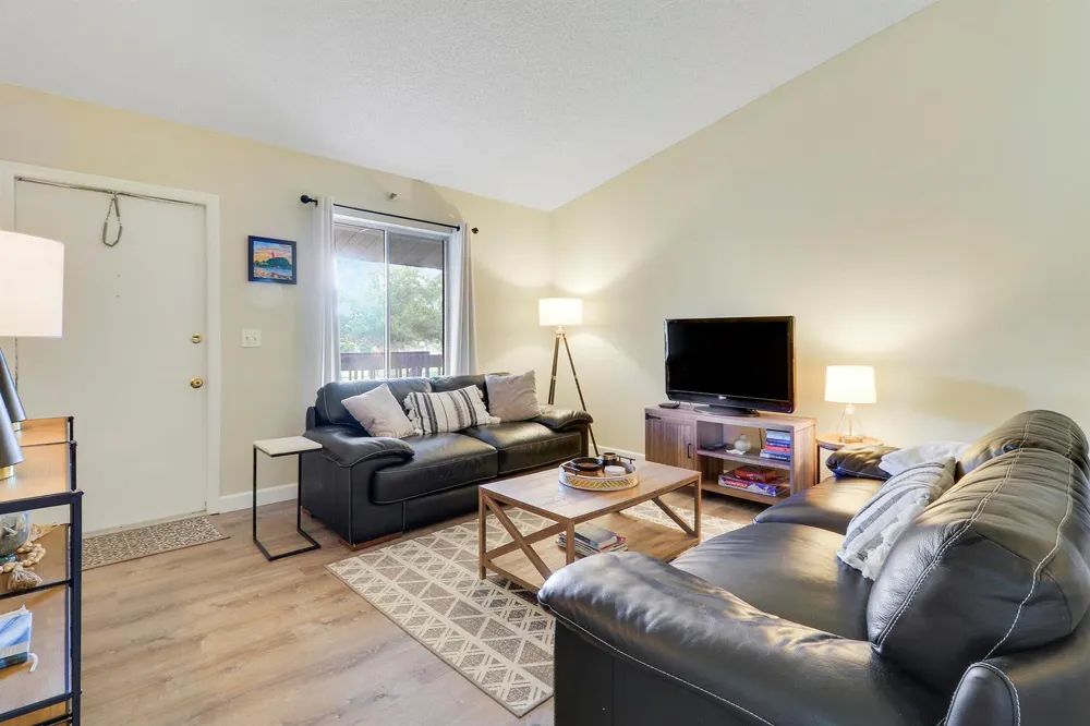 6414 CHASEWOOD DRIVE #F Jupiter, FL 33458
