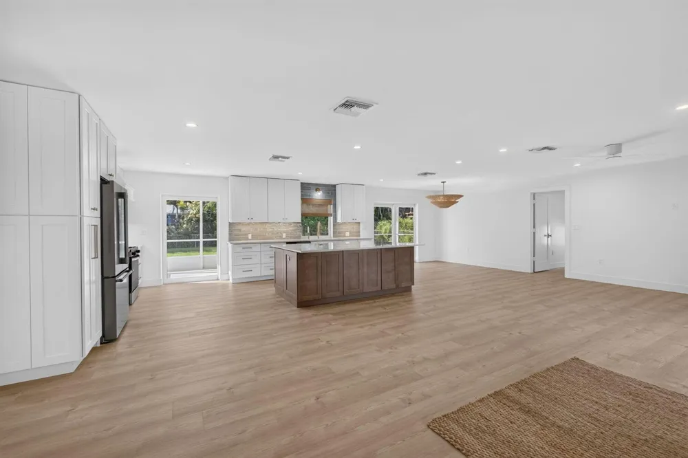 8816 SE ALABAMA PLACE Hobe Sound, FL 33455