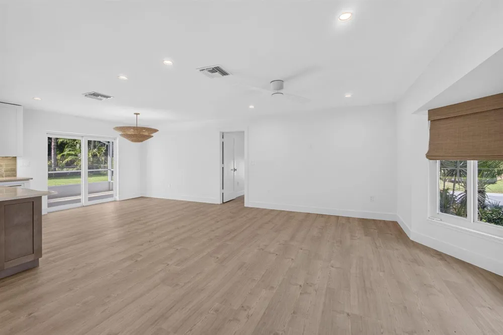 8816 SE ALABAMA PLACE Hobe Sound, FL 33455