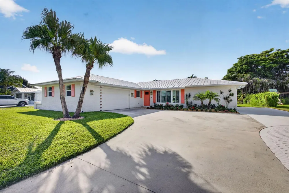8816 SE ALABAMA PLACE Hobe Sound, FL 33455