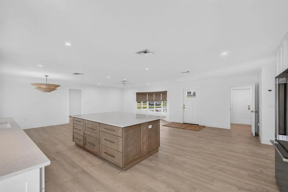 8816 SE ALABAMA PLACE Hobe Sound, FL 33455