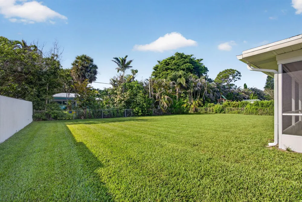 8816 SE ALABAMA PLACE Hobe Sound, FL 33455