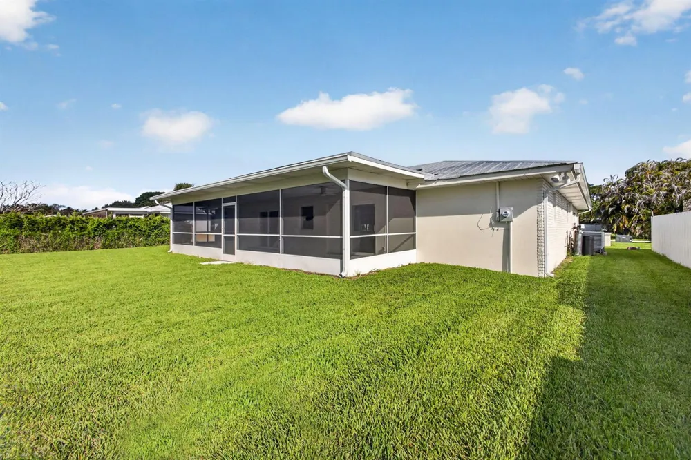 8816 SE ALABAMA PLACE Hobe Sound, FL 33455