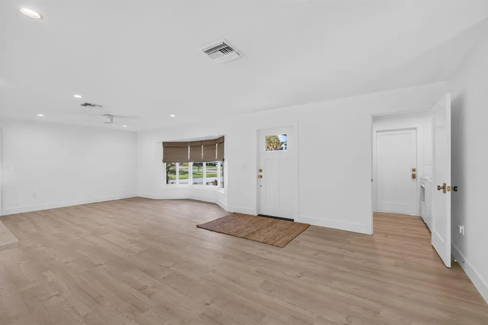 8816 SE ALABAMA PLACE Hobe Sound, FL 33455