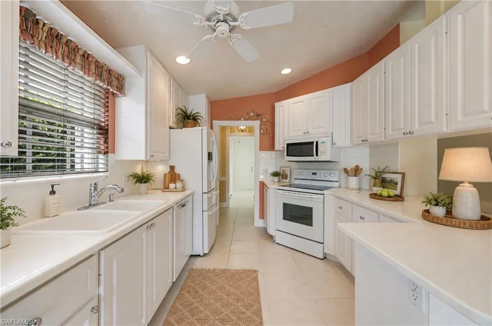 4642 Ossabaw Way Naples, FL 34119