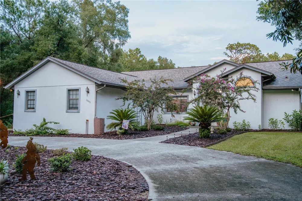 12009 S DAFFODIL POINT Floral City, FL 34436