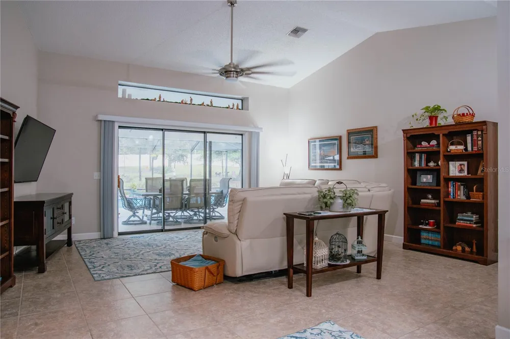 12009 S DAFFODIL POINT Floral City, FL 34436