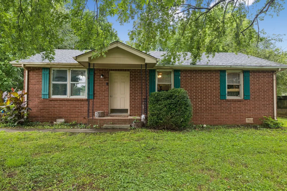 109 Red Berry Rd Smyrna, TN 37167