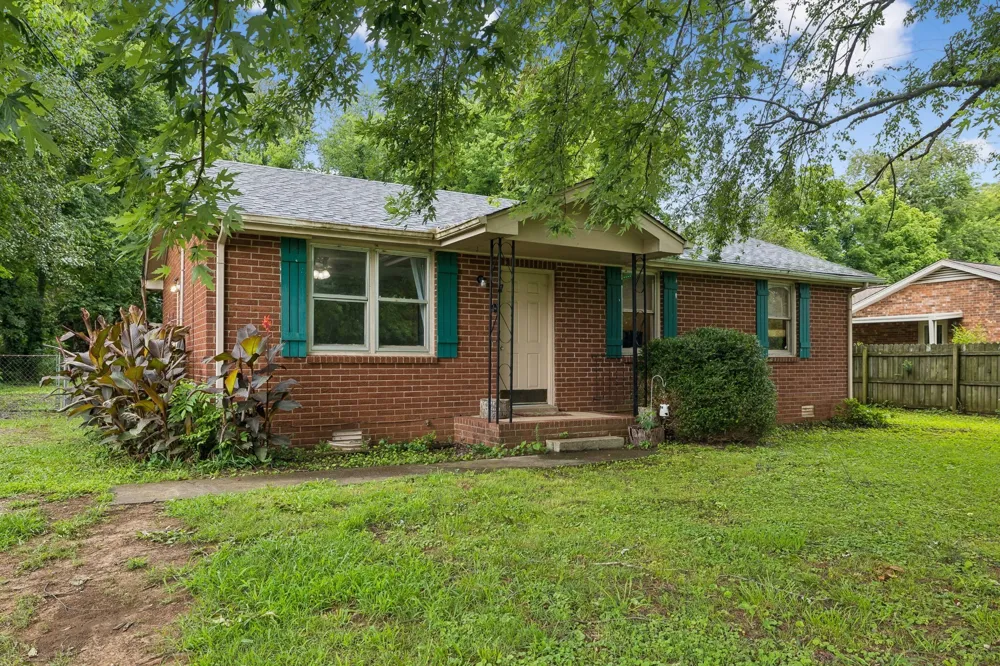 109 Red Berry Rd Smyrna, TN 37167