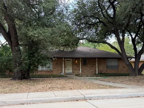 1010 Denmark Street