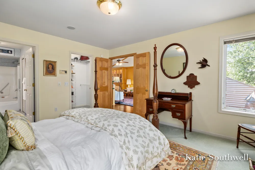 2116 Shetland Drive NE Grand Rapids, MI 49505