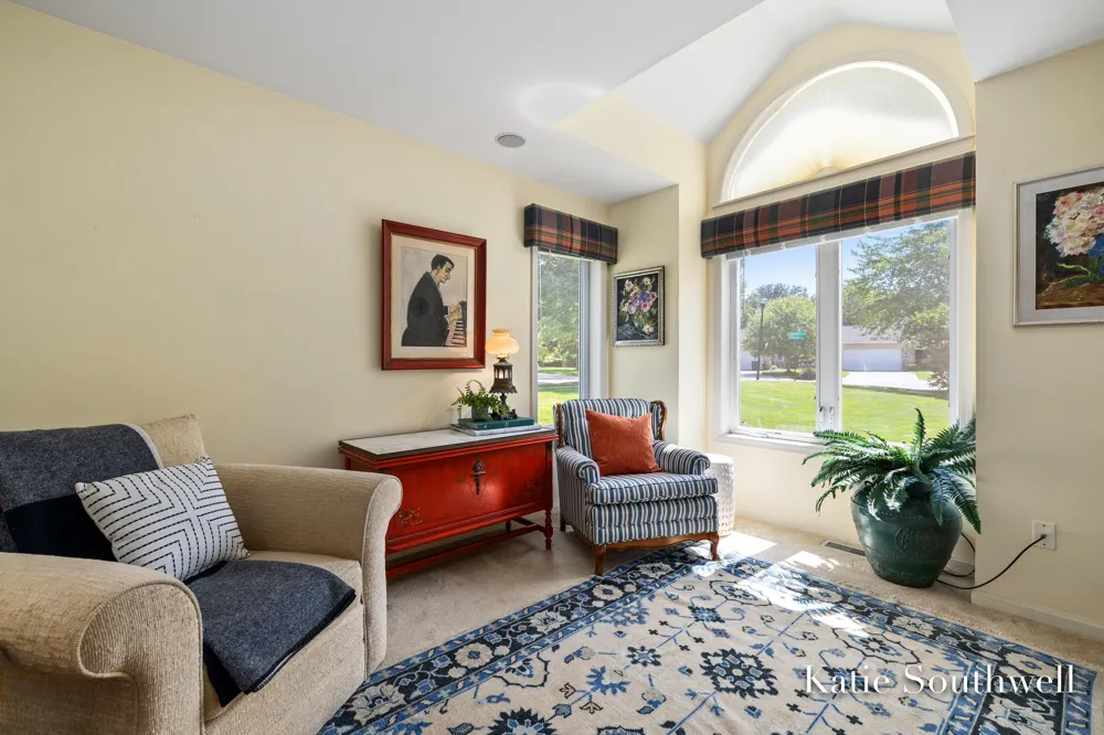 2116 Shetland Drive NE Grand Rapids, MI 49505