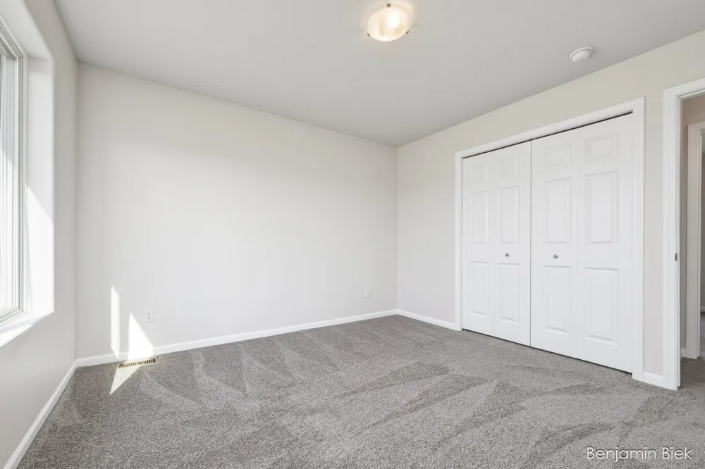 2809 Ivy Lane Middleville, MI 49333